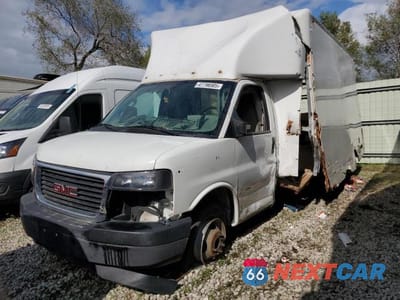 2020 GMC SAVANA CUTAWAY G3500 7GZ37TCG3LN010373 - główne zdjęcie licytacji z USA - miniatura