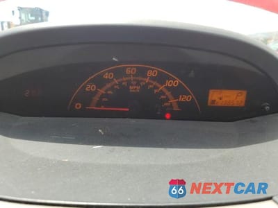 Zdjęcie 9 z 12 samochodu: 2011 TOYOTA YARIS VIN:JTDKT4K34B5326646 - miniatura