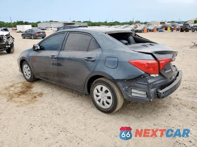 Drugie zdjęcie samochodu z przodu: 2017 TOYOTA COROLLA VIN:5YFBURHE5HP727010 - miniatura