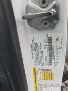 Zdjęcie 12 z 12 samochodu: 2018 FORD FUSION SE HYBRID VIN:3FA6P0LU8JR171770 - miniatura