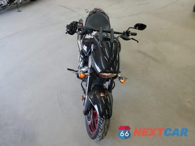 Piąte zdjęcie samochodu w środku: 2019 SUZUKI VZ1500 VIN:JS1VY55A5K2100299 - miniatura