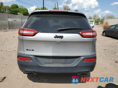 Zdjęcie 6 z 13 samochodu: 2017 JEEP CHEROKEE VIN:1C4PJMDS4HW636475 - miniatura