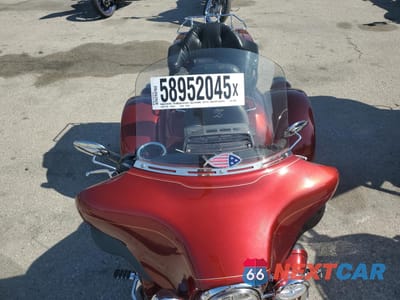 Piąte zdjęcie samochodu w środku: 2009 HARLEY-DAVIDSON FLHTCU VIN:1HD1FC43X9Y616780 - miniatura