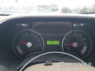 Zdjęcie 9 z 12 samochodu: 2008 FORD EXPLORER XLT VIN:1FMEU73E98UA47182 - miniatura