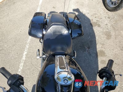 Piąte zdjęcie samochodu w środku: 2014 HARLEY-DAVIDSON FLHXS STREET GLIDE SPECIAL VIN:1HD1KRM16EB669874 - miniatura