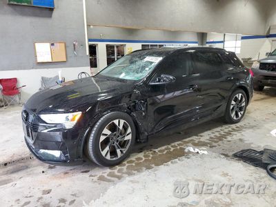 2023 AUDI E-TRON PREMIUM WA1AAAGE2PB014791 - główne zdjęcie licytacji z USA - miniatura