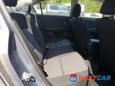 Zdjęcie 10 z 12 samochodu: 2006 MAZDA 3 I VIN:JM1BK32F981169994 - miniatura