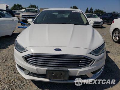 Piąte zdjęcie samochodu w środku: 2018 FORD FUSION SE HYBRID VIN:3FA6P0LU7JR118705 - miniatura