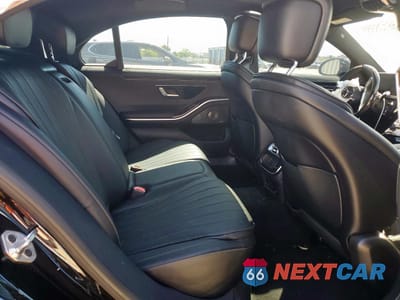 Zdjęcie 10 z 14 samochodu: 2022 MERCEDES-BENZ S 580 4MATIC VIN:W1K6G7GB2NA143318 - miniatura