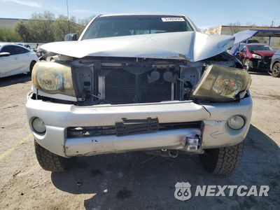 Piąte zdjęcie samochodu w środku: 2005 TOYOTA TACOMA DOUBLE CAB PRERUNNER VIN:5TEJU62N45Z042425 - miniatura