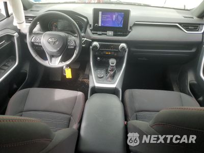 Zdjęcie 8 z 16 samochodu: 2024 TOYOTA RAV4 PRIME SE VIN:JTMAB3FV9RD217572 - miniatura