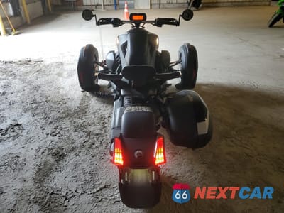 Czwarte zdjęcie samochodu z boku: 2022 CAN-AM RYKER RALLY EDITION VIN:3JB2HEH24NJ000502 - miniatura