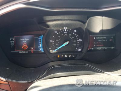 Zdjęcie 9 z 13 samochodu: 2019 FORD FUSION SE VIN:3FA6P0LU5KR124892 - miniatura