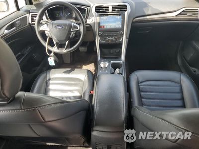 Zdjęcie 8 z 13 samochodu: 2018 FORD FUSION SE HYBRID VIN:3FA6P0LU1JR171755 - miniatura