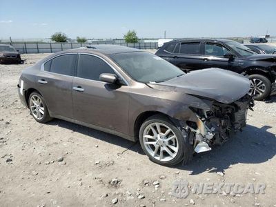 Czwarte zdjęcie samochodu z boku: 2012 NISSAN MAXIMA S VIN:1N4AA5AP6CC803639 - miniatura