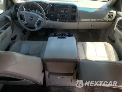 Zdjęcie 8 z 14 samochodu: 2011 GMC SIERRA K1500 SLE VIN:3GTP2VE38BG175622 - miniatura