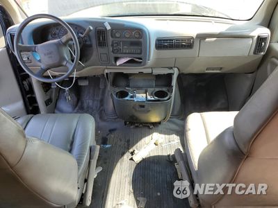 Zdjęcie 8 z 13 samochodu: 2000 GMC SAVANA G1500 VIN:1GTFG15W6Y1107312 - miniatura
