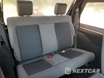 Zdjęcie 10 z 12 samochodu: 2010 JEEP WRANGLER SPORT VIN:1J4AA2D17AL118962 - miniatura