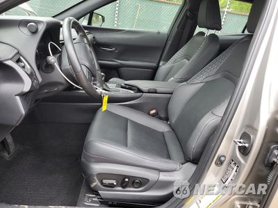 Zdjęcie 7 z 16 samochodu: 2022 LEXUS UX 250H BASE VIN:JTHP9JBH7N2056217 - miniatura