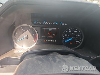 Zdjęcie 8 z 10 samochodu: 2017 FORD F550 SUPER DUTY VIN:1FDUF5GT2HED19245 - miniatura