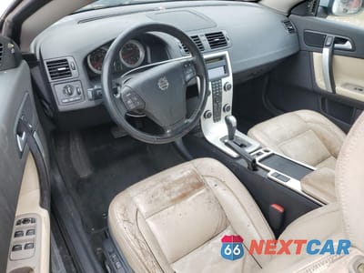 Zdjęcie 8 z 15 samochodu: 2011 VOLVO C70 T5 VIN:YV1672MC8BJ116589 - miniatura