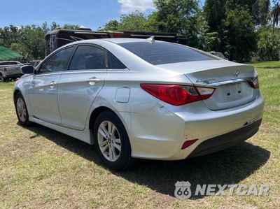 Trzecie zdjęcie samochodu z tyłu: 2014 HYUNDAI SONATA GLS VIN:5NPEB4AC5EH849082 - miniatura