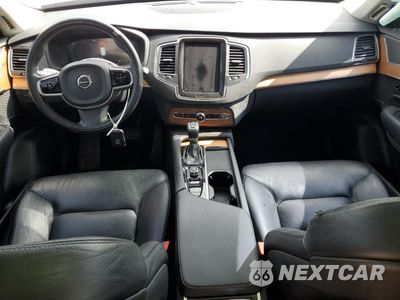 Zdjęcie 8 z 15 samochodu: 2021 VOLVO XC90 T6 MOMENTUM VIN:YV4A22PK7M1700144 - miniatura