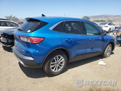 Trzecie zdjęcie samochodu z tyłu: 2020 FORD ESCAPE SE VIN:1FMCU9G63LUB06371 - miniatura