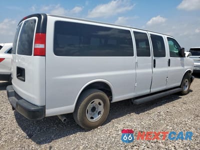 Trzecie zdjęcie samochodu z tyłu: 2022 CHEVROLET EXPRESS G3500 LS VIN:1GAZGNF72N1171881 - miniatura