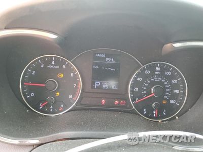 Zdjęcie 9 z 12 samochodu: 2016 KIA FORTE LX VIN:KNAFX4A6XG5597359 - miniatura