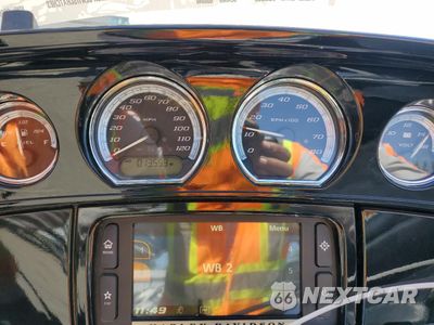 Zdjęcie 7 z 9 samochodu: 2015 HARLEY-DAVIDSON FLHTKL ULTRA LIMITED LOW VIN:1HD1KKL17FB666640 - miniatura