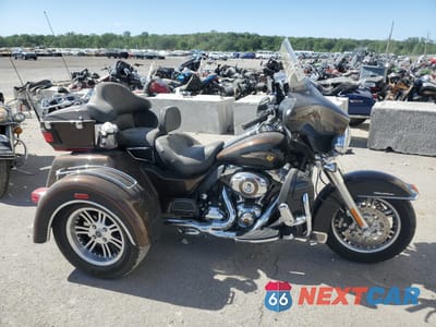 2013 HARLEY-DAVIDSON FLHTCUTG TRI GLIDE ULTRA CLASSIC 1HD1MAM21DB855177 - główne zdjęcie licytacji z USA - miniatura
