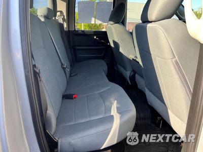 Zdjęcie 6 z 10 samochodu: 2019 RAM 1500 CLASSIC TRADESMAN VIN:1C6RR7FG6KS506182 - miniatura