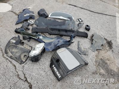 Zdjęcie 12 z 15 samochodu: 2006 CHRYSLER 300C VIN:2C3KA63H66H240561 - miniatura