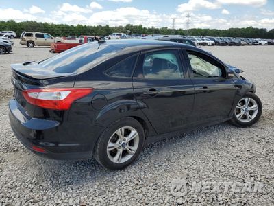 Trzecie zdjęcie samochodu z tyłu: 2014 FORD FOCUS SE VIN:1FADP3F24EL258752 - miniatura