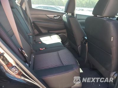 Zdjęcie 11 z 13 samochodu: 2018 NISSAN ROGUE S VIN:KNMAT2MT0JP557589 - miniatura