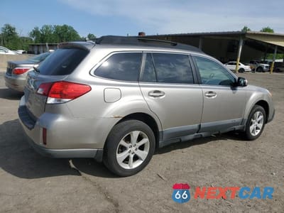 Trzecie zdjęcie samochodu z tyłu: 2014 SUBARU OUTBACK 2.5I PREMIUM VIN:4S4BRBCC3E3204406 - miniatura