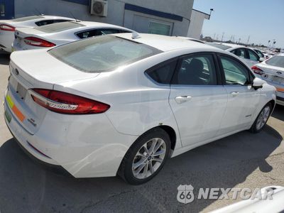 Trzecie zdjęcie samochodu z tyłu: 2019 FORD FUSION SE VIN:3FA6P0LU3KR263953 - miniatura