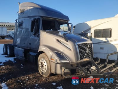 2021 VOLVO VNL SEMI TRUCK 4V4NC9EH5MN265283 - główne zdjęcie licytacji z USA - miniatura