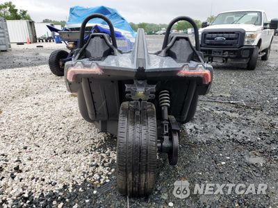 Czwarte zdjęcie samochodu z boku: 2023 POLARIS SLINGSHOT SL VIN:57XAAPGD0P8154486 - miniatura
