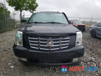 Piąte zdjęcie samochodu w środku: 2011 CADILLAC ESCALADE ESV PREMIUM VIN:1GYS4JEFXBR249673 - miniatura