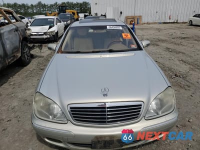 Piąte zdjęcie samochodu w środku: 2001 MERCEDES-BENZ S 500 VIN:WDBNG75J41A194117 - miniatura