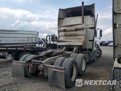 Czwarte zdjęcie samochodu z boku: 2014 INTERNATIONAL PROSTAR VIN:3HSDJAPR3EN796080 - miniatura