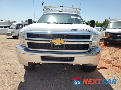 Piąte zdjęcie samochodu w środku: 2012 CHEVROLET SILVERADO K3500 VIN:1GB3KZCGXCF206629 - miniatura