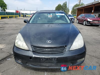 Piąte zdjęcie samochodu w środku: 2003 LEXUS ES 300 VIN:JTHBF30G930138225 - miniatura