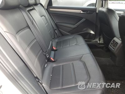 Zdjęcie 10 z 12 samochodu: 2014 VOLKSWAGEN PASSAT SE VIN:1VWBT7A33EC081113 - miniatura
