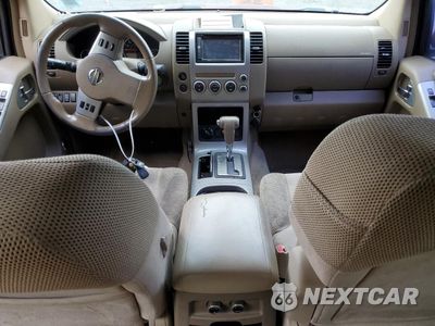 Zdjęcie 8 z 15 samochodu: 2005 NISSAN PATHFINDER LE VIN:5N1AR18W15C778866 - miniatura
