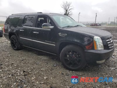 Czwarte zdjęcie samochodu z boku: 2011 CADILLAC ESCALADE ESV PREMIUM VIN:1GYS4JEFXBR249673 - miniatura