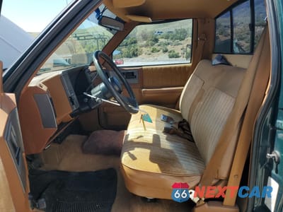 Zdjęcie 7 z 14 samochodu: 1989 CHEVROLET S TRUCK S10 VIN:1GCCS14Z0K2192078 - miniatura