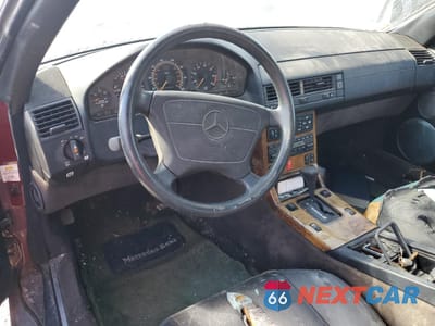 Zdjęcie 8 z 12 samochodu: 1992 MERCEDES-BENZ 500 SL VIN:WDBFA66E2NF060149 - miniatura